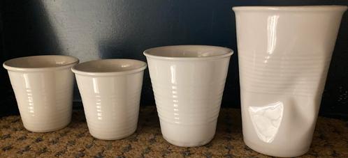 6 Witte Bekers Revol Deukbeker Kreukbeker € 12,50 6 bekers, Antiek en Kunst, Curiosa en Brocante, Verzenden