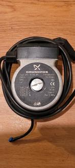 Grundfoss pomp UPS 15-40 BP, Ophalen of Verzenden, Minder dan 20 liter, Onderdeel, Minder dan 3 jaar oud