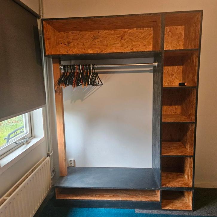 Praktische OSB Kledingkast - Industriële Look, Huis en Inrichting, Kasten | Kledingkasten, Ophalen
