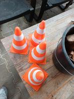 4 Pionnen Kinderspeelgoed in Goede Staat, Ophalen of Verzenden