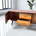Vintage dressoir | vintage lowboard | sideboard, Huis en Inrichting, Kasten | Dressoirs, 100 tot 150 cm, Vintage, Niet bekend