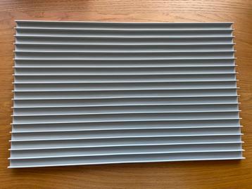 Ikea Inreda DVD-houder / 2 stuks beschikbaar voor biedingen