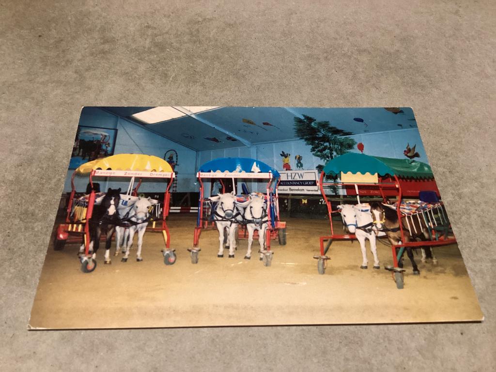 Bennekom.      Manege zonder Drempels, Ophalen of Verzenden