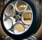 Gezocht set 18" Giulietta velgen, Ophalen