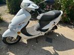 Scooter Peugeot v-clic, Fietsen en Brommers, Scooters | Peugeot, Gebruikt, Overige modellen, Benzine, Maximaal 25 km/u