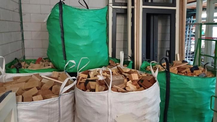 Haardhout/brandhout/kachelhout, meerdere bigbags beschikbaar, Tuin en Terras, Haardhout, Blokken, Overige houtsoorten, Minder dan 3 m³