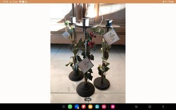 3 Mooie ijzeren kandelaars met kunstzijde tak van SIA beschikbaar voor biedingen