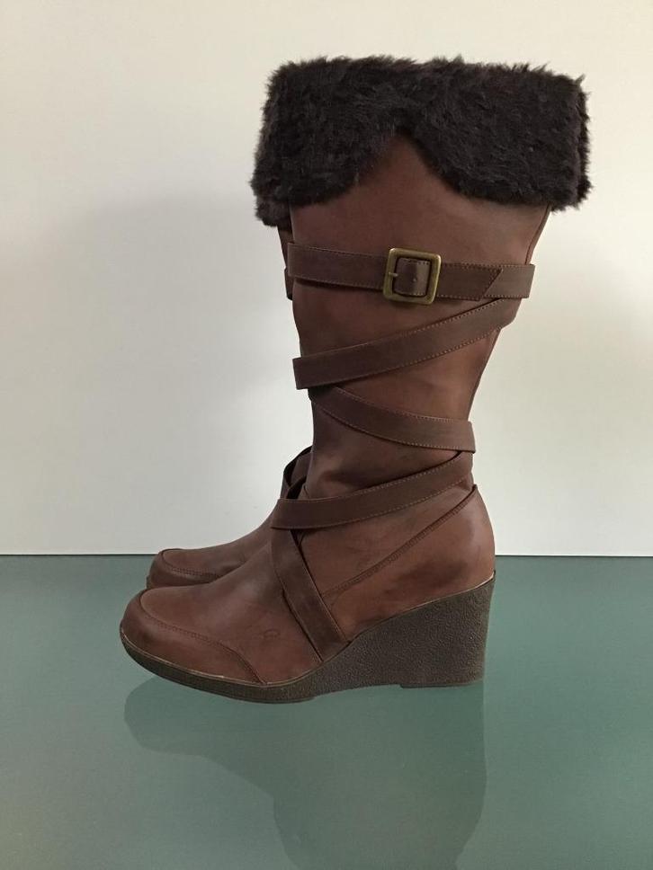 GRATIS VERZENDEN | NIEUWE bruine laarzen 39, Kleding | Dames, Schoenen, Nieuw, Hoge laarzen, Bruin, Verzenden