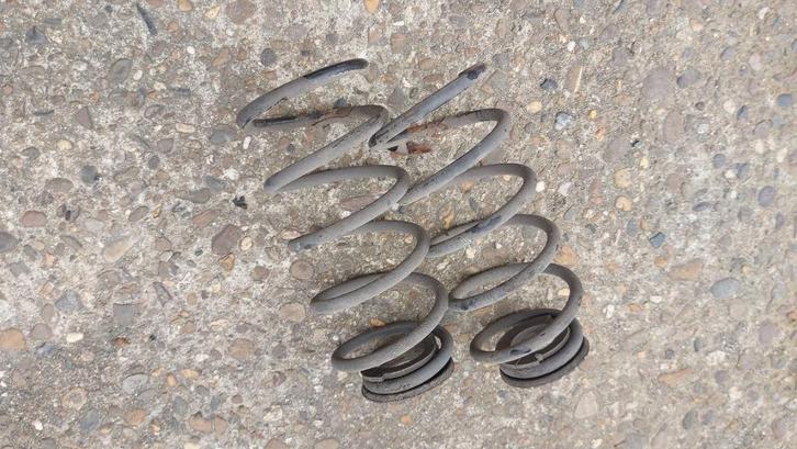 Set achterste spiraal veren Opel Corsa D model, Auto diversen, Overige Auto diversen, Ophalen of Verzenden
