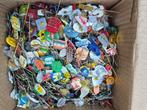 1100 speldjes bekende merken, Verzamelen, Speldjes, Pins en Buttons, Ophalen of Verzenden, Gebruikt, Merk, Speldje of Pin