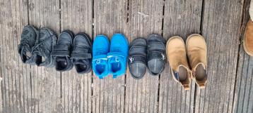 Schoenen jongens maat 24 & 25 beschikbaar voor biedingen