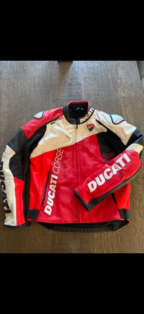Motorjas Ducati Corse C6 Original Leather 9810745 maat 52, Motoren, Kleding | Motorkleding, Heren, Jas | leer, Ophalen of Verzenden