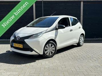 Toyota Aygo 1.0 VVT-i x Airco / Elec.pakket / 5 deurs / 63.6 beschikbaar voor biedingen