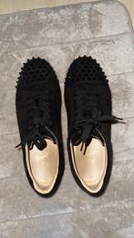 Louboutin Suede Spikes Maat 41, Ophalen of Verzenden, Zo goed als nieuw