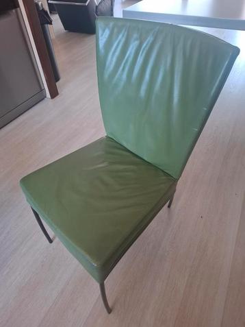 Eettafel stoelen echt leder.  beschikbaar voor biedingen
