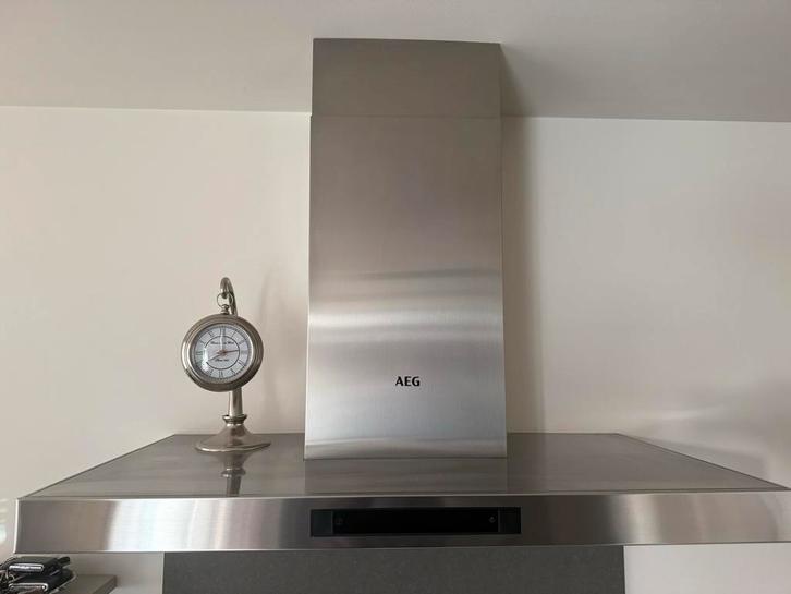 AEG DKB5960HM Afzuigkap - Zo goed als nieuw!, Witgoed en Apparatuur, Afzuigkappen, Zo goed als nieuw, Inbouw, Wandschouwkap, 400 tot 600 m³ per uur