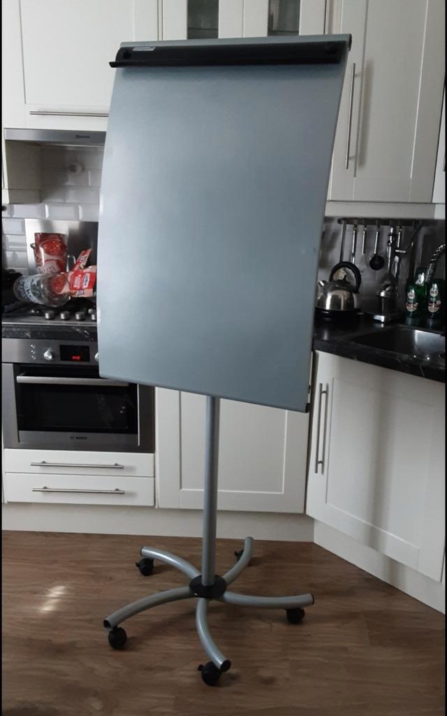 Legamaster vergaderbord pro flipover, Huis en Inrichting, Woonaccessoires | Memoborden, Ophalen