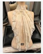 Bijzonder mooie Brocante Kanten Jabot, voor paspop bv., Antiek en Kunst, Ophalen of Verzenden