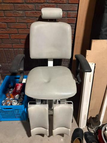 Stoel pedicure beschikbaar voor biedingen