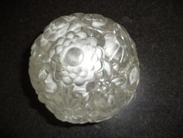 lampbol Art Deco mat geperst glas stijl verrerie des Hanots beschikbaar voor biedingen