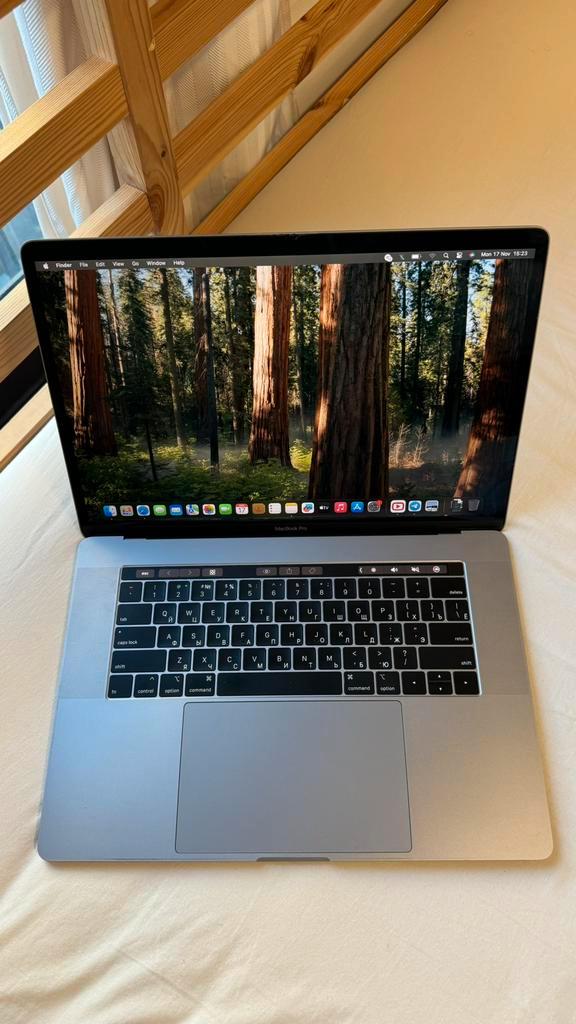 MacBook pro 15 inch, Computers en Software, Apple Macbooks, Zo goed als nieuw, MacBook Pro, 13 inch, 2 tot 3 Ghz, Ophalen