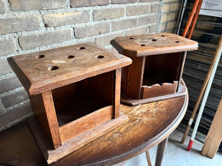 Twee Vintage Houten Stoofjes, Huis en Inrichting, Woonaccessoires | Overige, Gebruikt, Ophalen