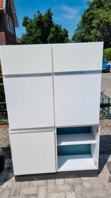 GRATIS! Opbergkast
