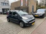 Peugeot 107 1.0-12V Millesim 200 3e Eigenaar! Airco NAP APK, Voorwielaandrijving, Euro 5, Gebruikt, 4 stoelen