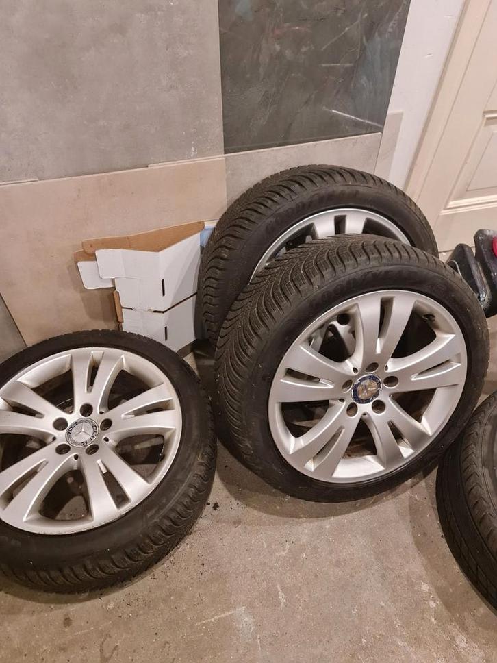 Mercedes-Benz Velgen met Winterbanden, Auto-onderdelen, Banden en Velgen, Banden en Velgen, Winterbanden, 17 inch, 225 mm, Personenwagen
