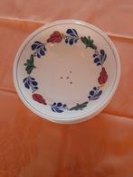 Boerenbont Aardewerk vergiet met onderbord, Ophalen, Zo goed als nieuw, Kom(men), Aardewerk