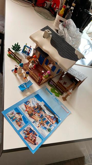 Playmobil 9280 berghut / skihut beschikbaar voor biedingen