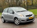 Toyota Yaris 1.3 VVTi Aspiration /Airco/6-bak/Trekhaak/, Auto's, Toyota, Voorwielaandrijving, 1025 kg, 101 pk, Gebruikt