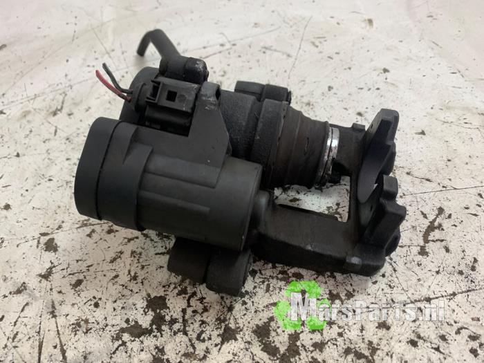 Remklauw (Tang) rechts-achter van een Volkswagen Golf, Gebruikt, -, Volkswagen, -