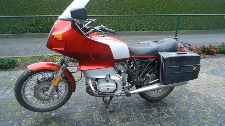 Schuurvonds  BMW R80-7 met RT kuip en koffers. Net binnen., Motoren, Motoren | Oldtimers, Toermotor, 12 t/m 35 kW, 2 cilinders
