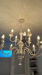 Prachtige kroonluchter wit/landelijk, Huis en Inrichting, Lampen | Kroonluchters, Ophalen, Zo goed als nieuw