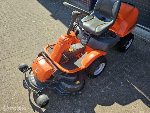 Zitmaaier  husqvarna  mulch frontmaaier, Tuin en Terras, Zitmaaiers, Zo goed als nieuw, Elektrische starter, Mulchfunctie, Versnellingen