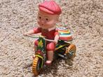 Boy on ringing tricycle with key, Ophalen of Verzenden, Zo goed als nieuw