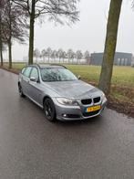 BMW 3-Serie 1.6 I 316 90KW Touring 2009 Grijs, Achterwielaandrijving, 1599 cc, 4 cilinders, 122 pk