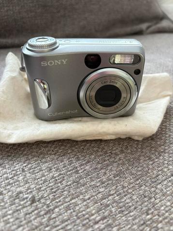 Sony dsc - S80 digitale camera beschikbaar voor biedingen