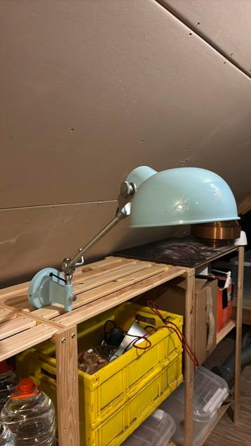 Lichtblauwe wandlamp nieuw beschikbaar voor biedingen