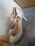 Dames zilveren pumps met steentjes. 36 en 37 nieuw, Kleding | Dames, Schoenen, Ophalen of Verzenden