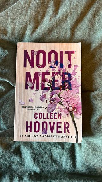 Colleen Hoover - Nooit meer beschikbaar voor biedingen