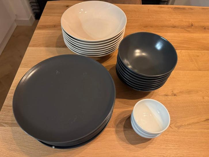IKEA borden, schaaltjes en wijnglazen, Huis en Inrichting, Keuken | Servies, Gebruikt, Compleet servies, Overige stijlen, Glas