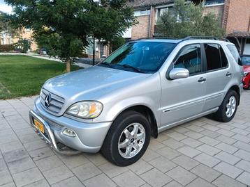 Mercedes-Benz ML 350 benzine beschikbaar voor biedingen