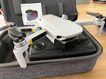 DJI Mini SE Fly More Combo - Drone beschikbaar voor biedingen