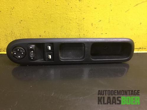 Combischakelaar ramen van een Peugeot 5008, Auto-onderdelen, Dashboard en Schakelaars, Peugeot, Gebruikt, 6 maanden garantie, 12 maanden garantie