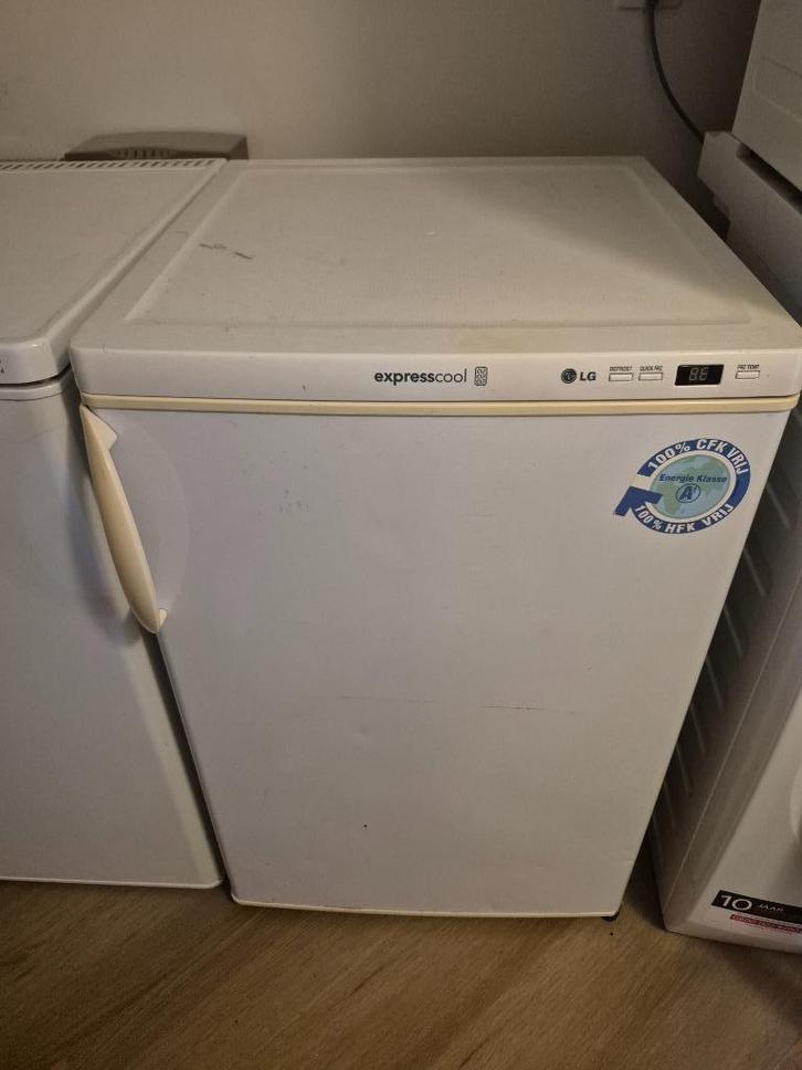 Vriezer LG, Witgoed en Apparatuur, Vriezers en Diepvrieskisten, Gebruikt, Vrijstaand, Vrieskast, 160 cm of meer, Minder dan 60 cm
