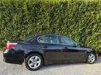 BMW 5-serie 520i AUTOMAAT|EXPORT/HANDEL|AIRCO| PANO | CRUISE, Auto's, Achterwielaandrijving, Gebruikt, Zwart, 10 km/l