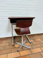 Vintage kinderbureau met stoel.467, Ophalen, Gebruikt, Tafel(s) en Stoel(en)
