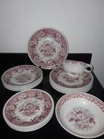 Regout Balmoral rood eetservies, Verzenden